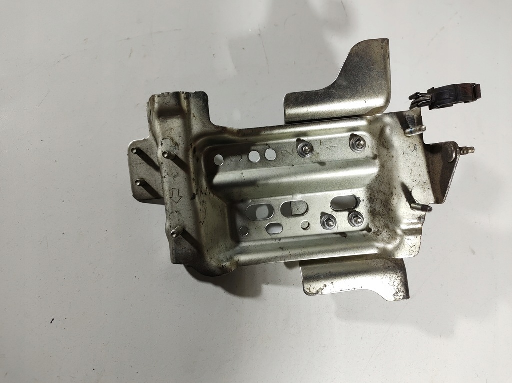 фото №12, Renault kadjar 16r- кронштейн компьютер