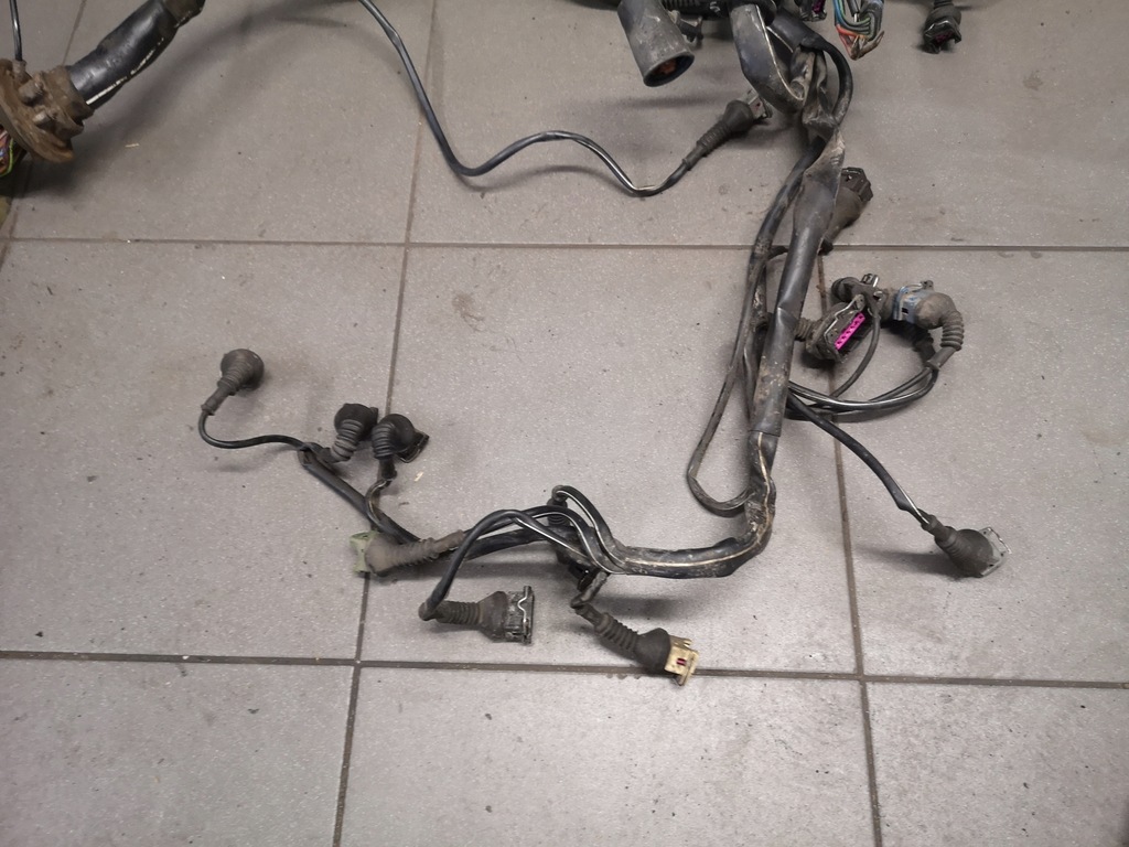 фото №6, Жгут двигателя audi a6 c4 2.6 abc eu