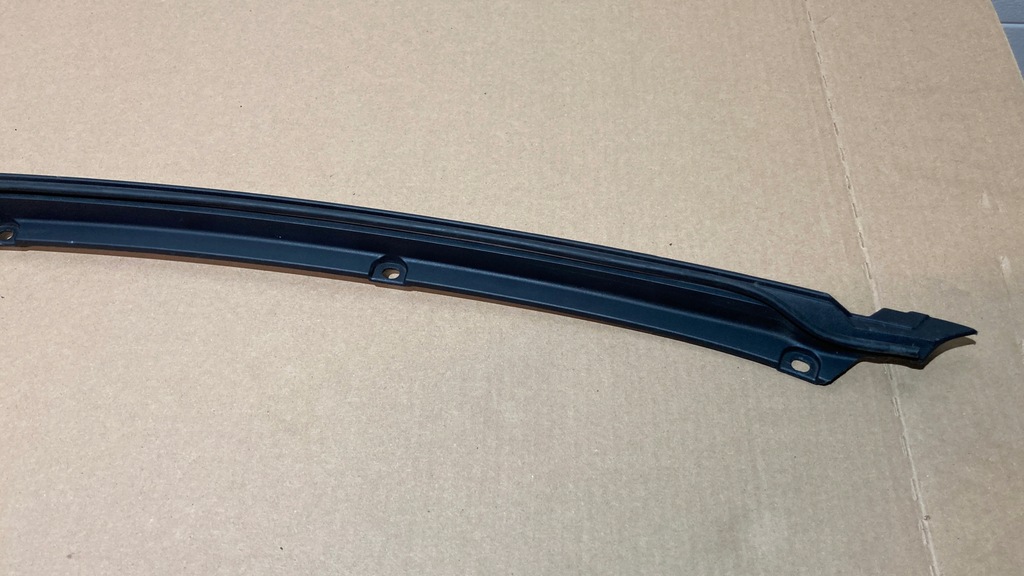 фото №11, Молдинг датчик доводчик двері правий задній tesla x