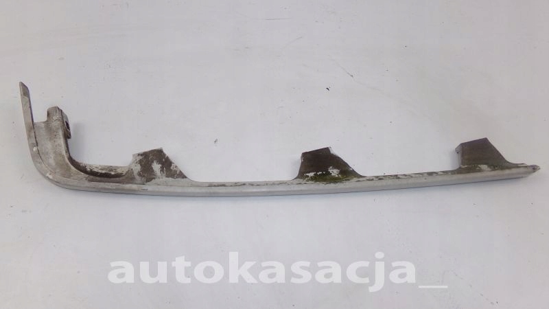 фото №6, Nissan vanette 90-95 молдинг pod фара правая