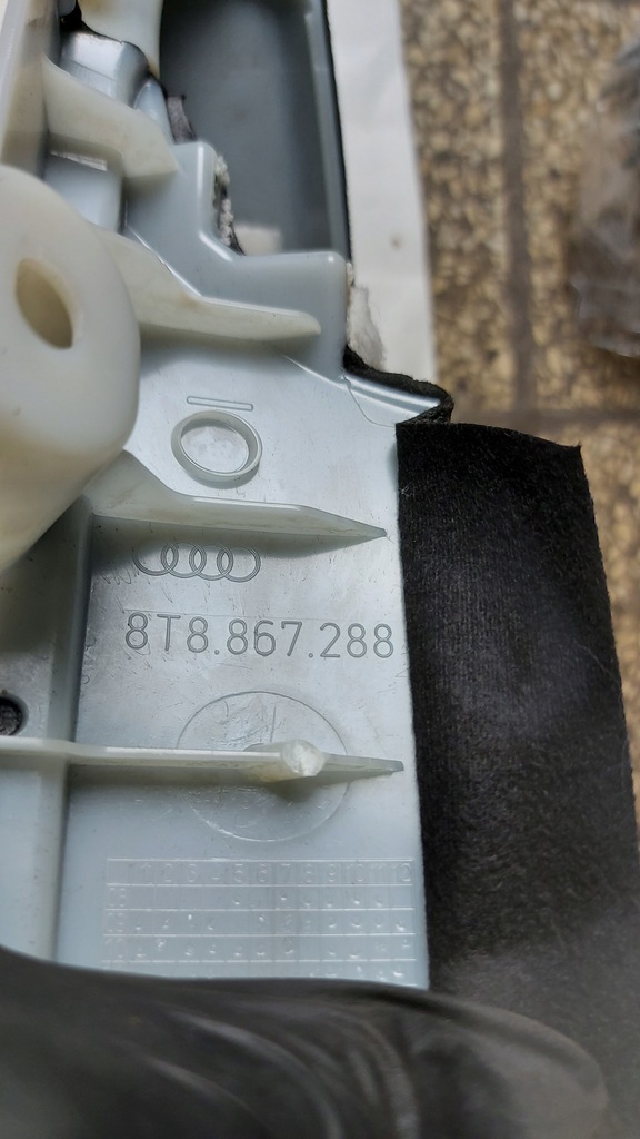 фото №9, Захист обшивка стійка c права задня audi a5 8t sportback s-line czarna оригінальний номер