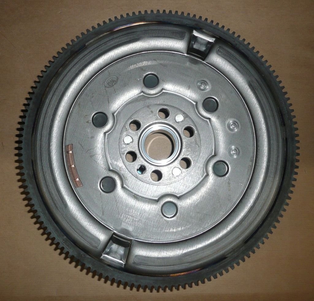 фото №2, Колесо двухмассовый renault clio iv,captur 1.2tce