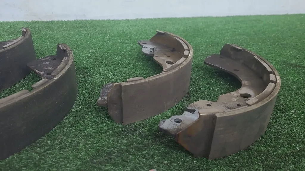 фото №4, Гальмівні колодки гальмівні задня ranger v 2.2 tdci navara d40