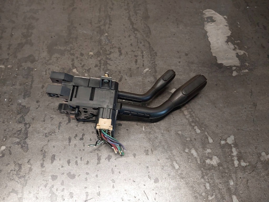 фото №9, Рычаг / переключатель дворник audi 80 b3 445953503e