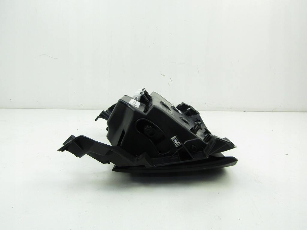 фото №1, Volvo ex30 бардачок