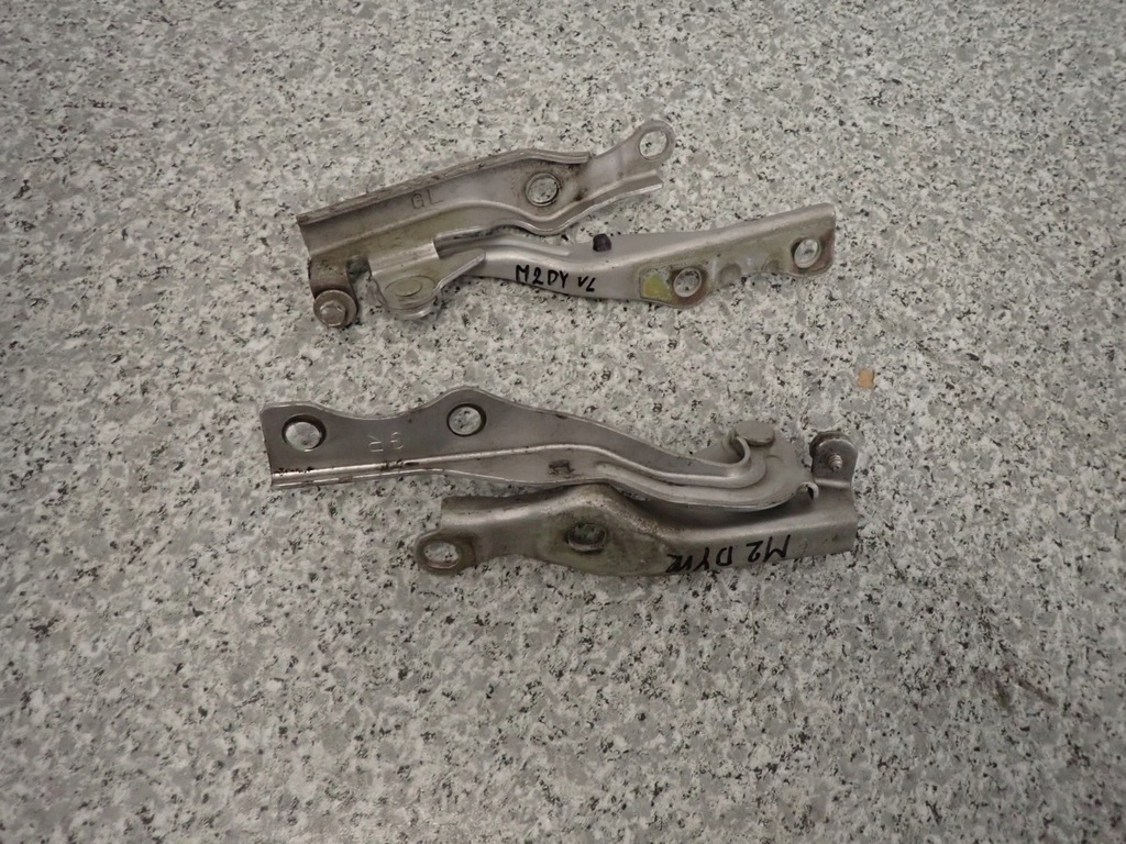 фото №1, Mazda 2 mazda2 02- dy петля капот левый lub правый