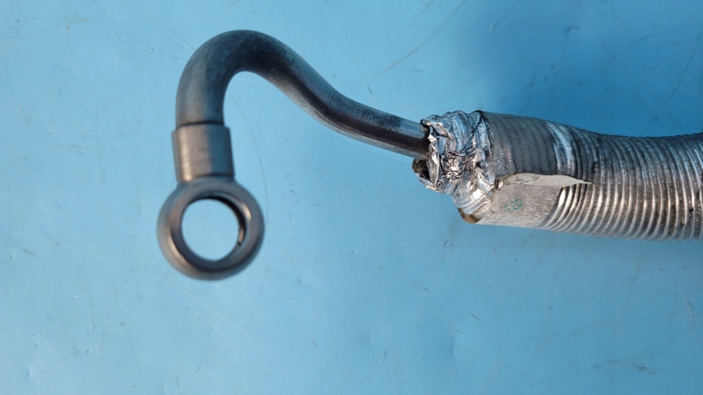 Bmw 5' g31 518d touring 18r трубка шланг оливи турбіни Зі Шроту