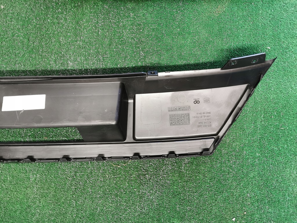 фото №9, Диффузор бампера задняя заднего seat ibiza v 6f0 6f0807568e