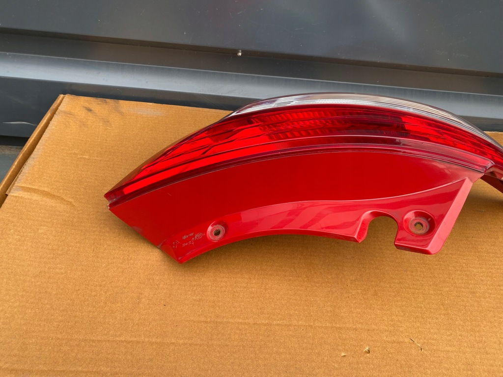 фото №8, Suzuki swift mk7 5d лампа задняя левая