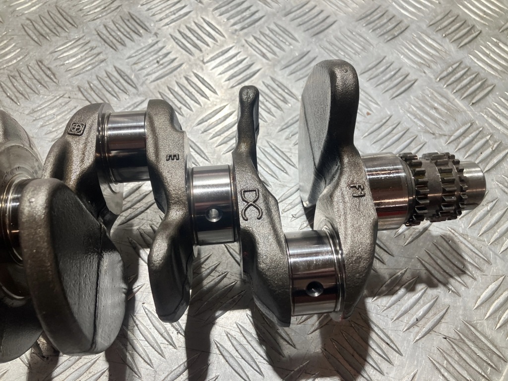 Wał коленчатый mercedes a klasa w177 1.3 cgi 282914 Недорого