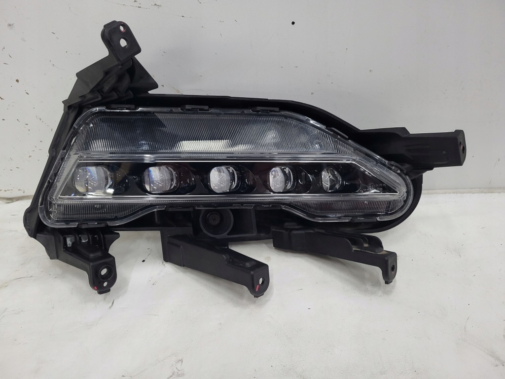 Купить Hyundai i40 2016-2019 правая лампа противотуманная