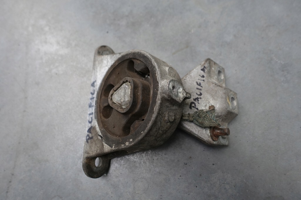 фото №1, Chrysler pacifica 3.5 подушка двигателя