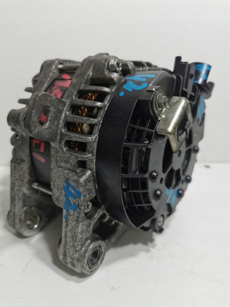 Citroen ds peugeot 1.5 генератор 9824742880 Недорого