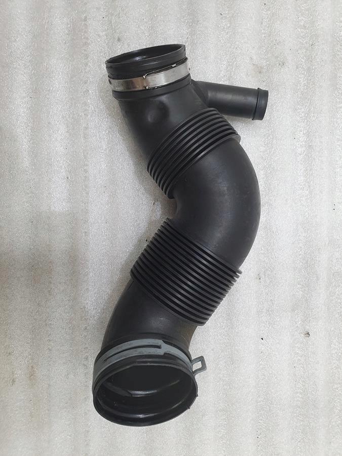 фото №1, Труба воздуха vw touran 3c0129654m