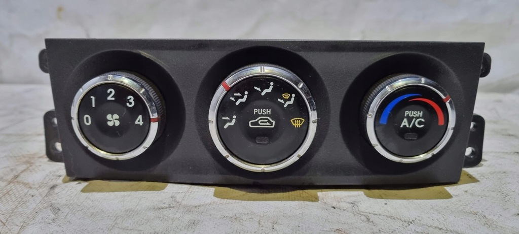 фото №1, Sorento панель средний climatronic 972503e000