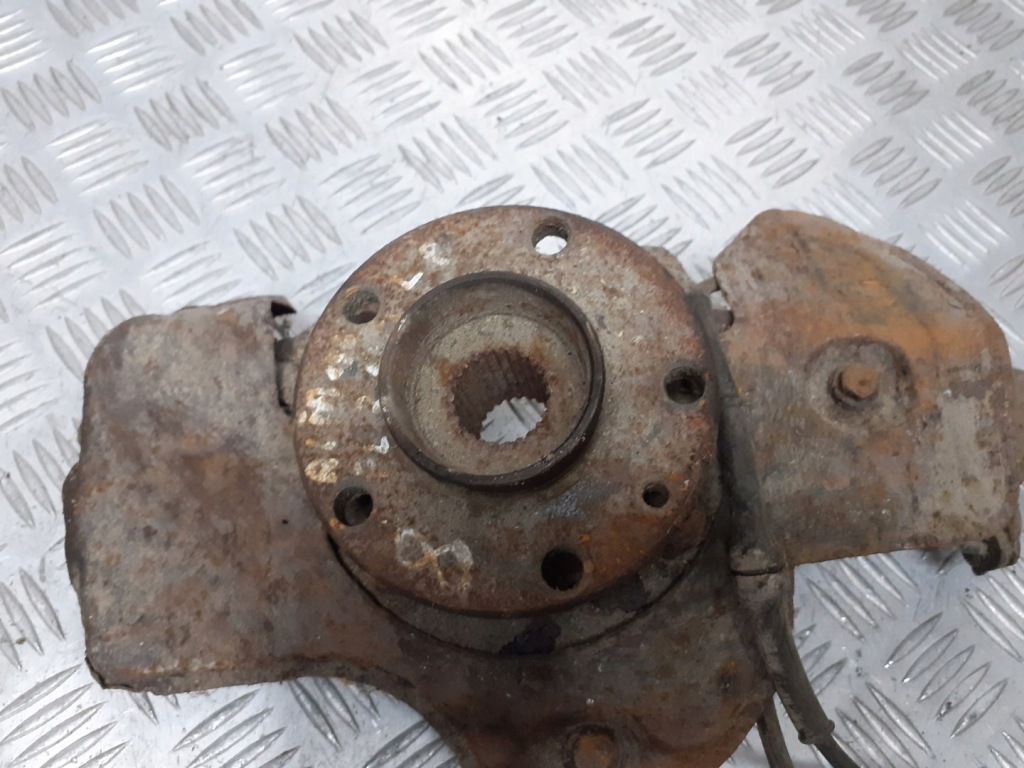 фото №3, Поворотний кулак ступиця лівий перед alfa romeo 156 2.4jtd