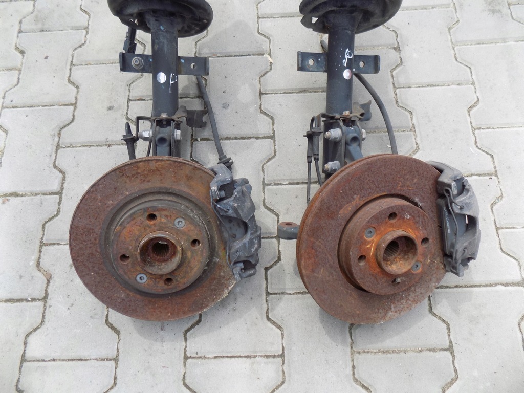 фото №2, Renault clio iv mcperson поворотний кулак права