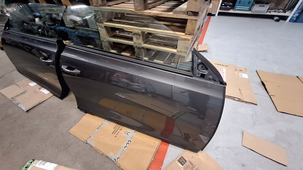 фото №1, Двері праве передні vw scirocco iii 1k8 lift повний