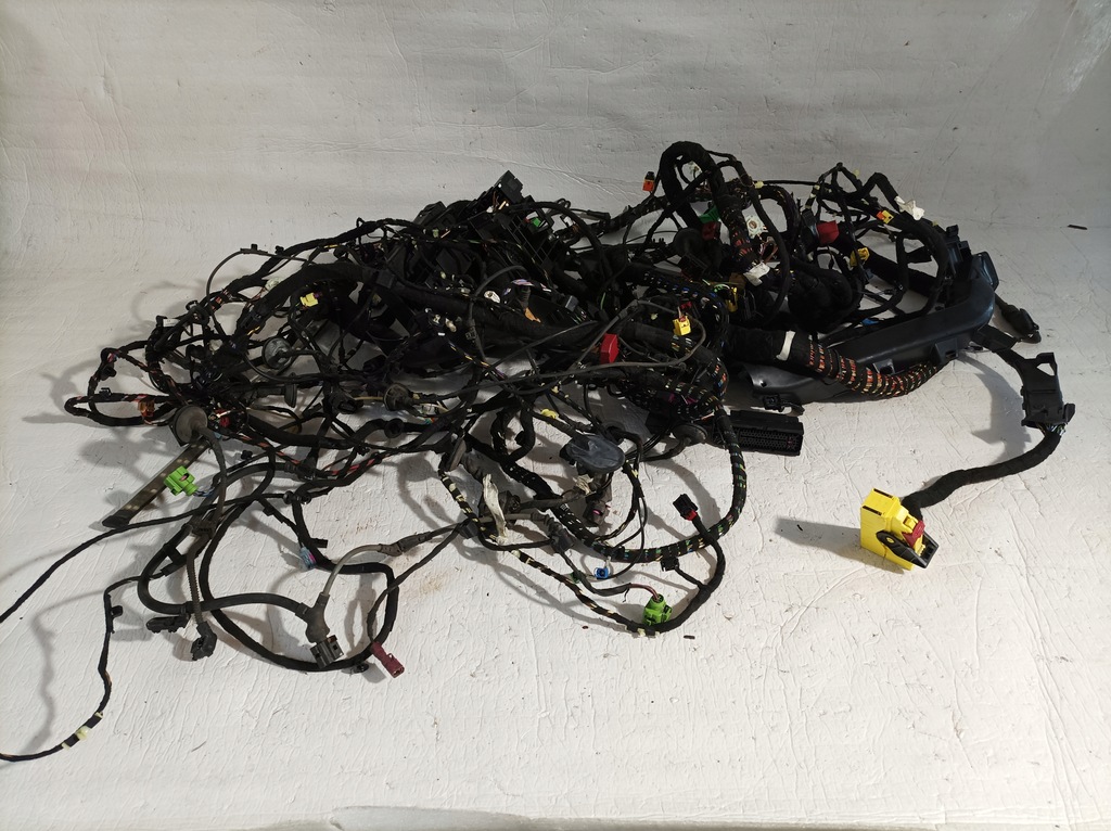 фото №1, Audi s3 8v жгут электропроводка салона sedan комплект