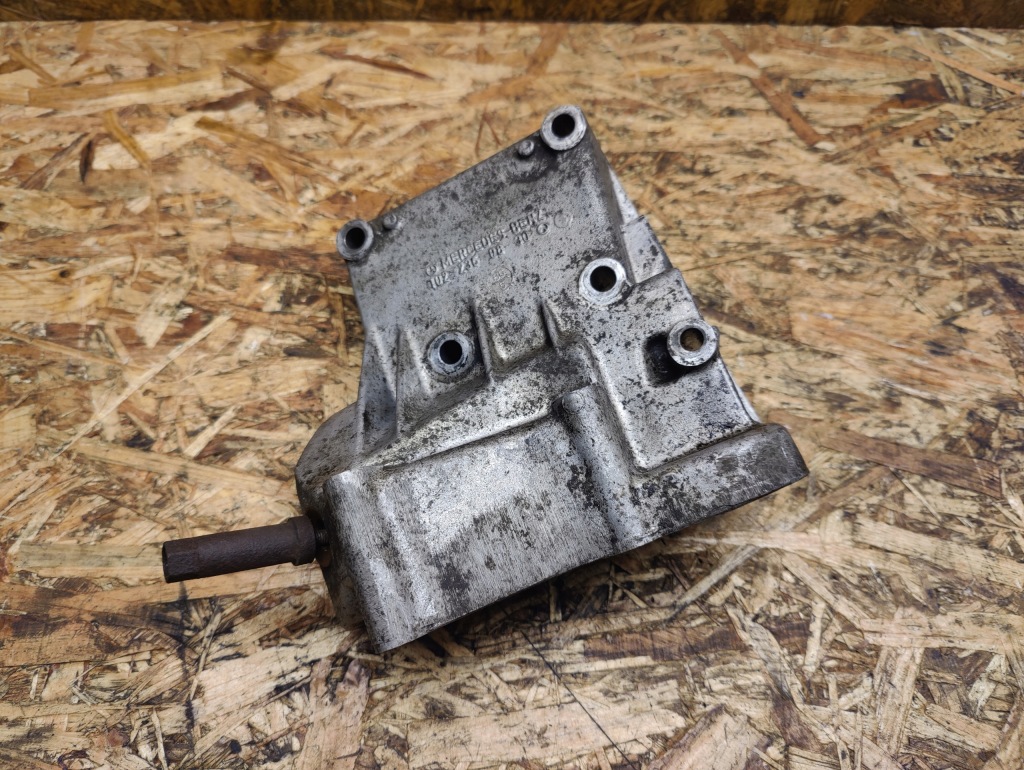 фото №1, Кронштейн насоса усилителя mercedes w124 1022360830