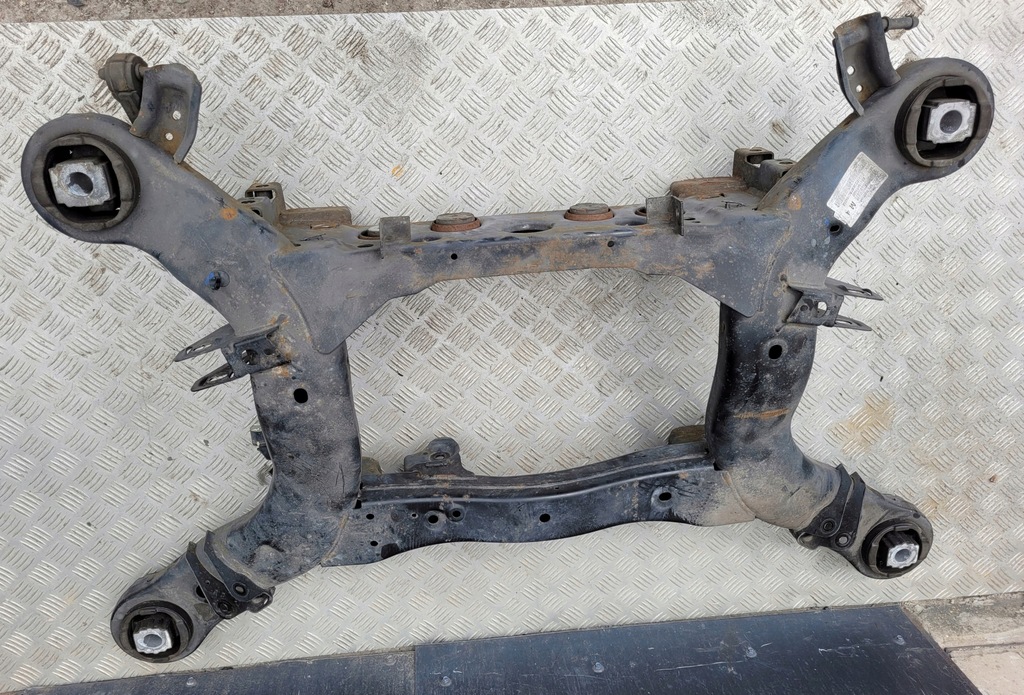 фото №6, Jeep grand cherokee wk2 подрамник задние подрамник задняя подрамник балка задняя ok