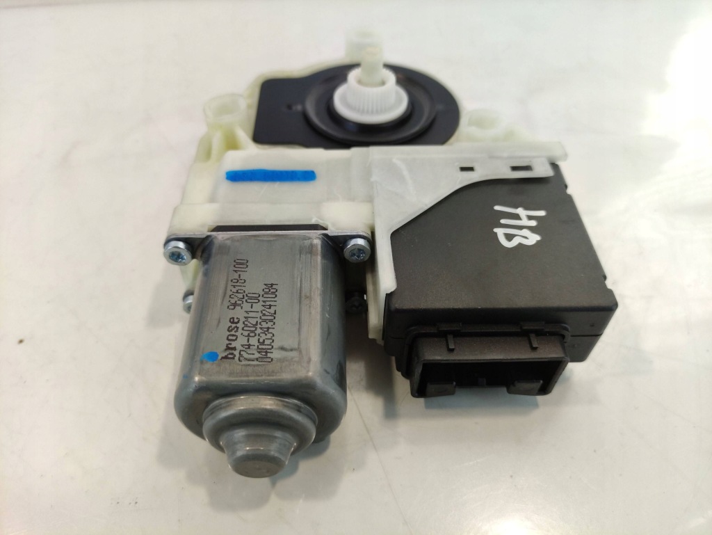 фото №9, Vw passat b7 моторчик стекло дверь правый задняя 3aa959704a