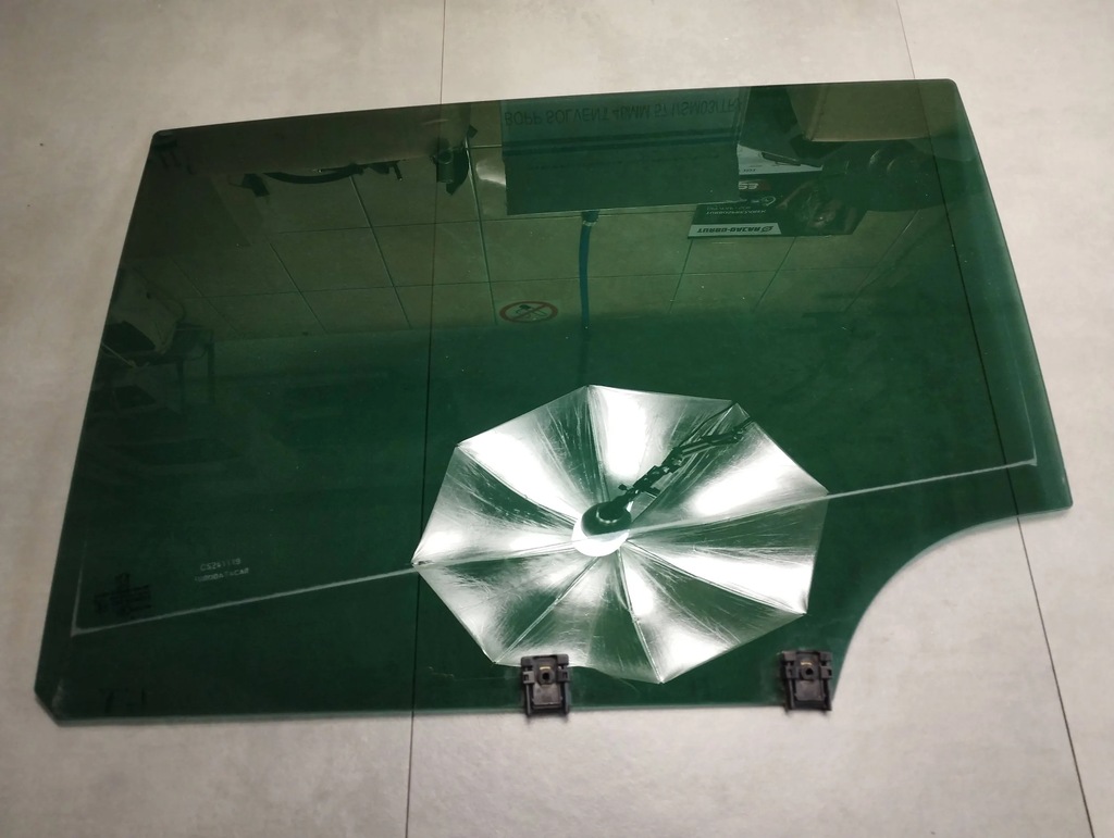 фото №1, Peugeot 3008 i 2012 скло ліва задня