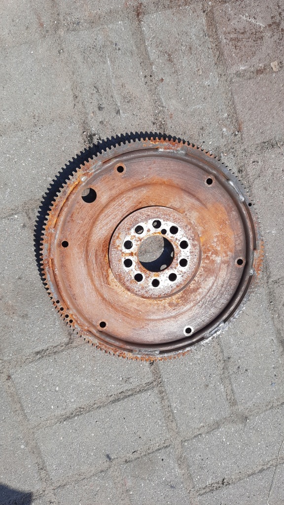 фото №1, Колесо маховик volvo s40 v50 c30 09135801