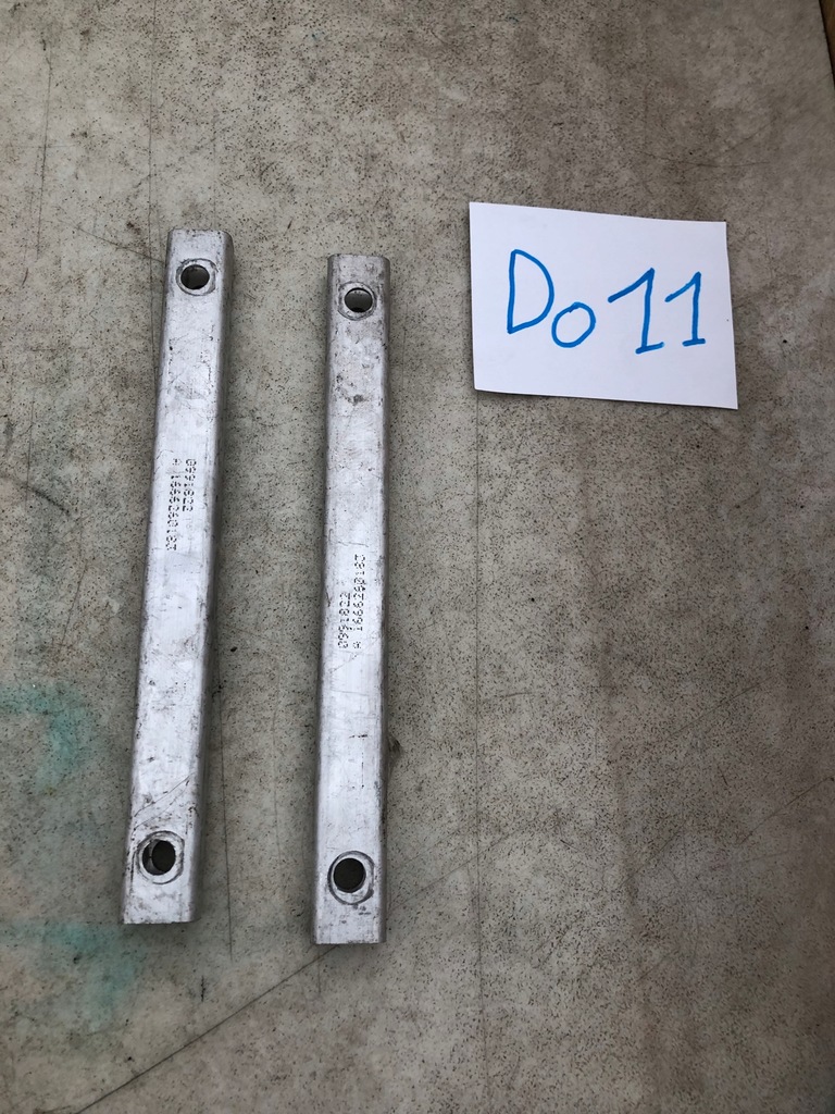 фото №1, Mercedes gle amg w292 распорка чашка a1666260183