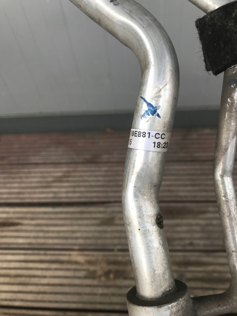 фото №6, Шланг кондиционера mondeo mk5 dg9h-19e881-cc