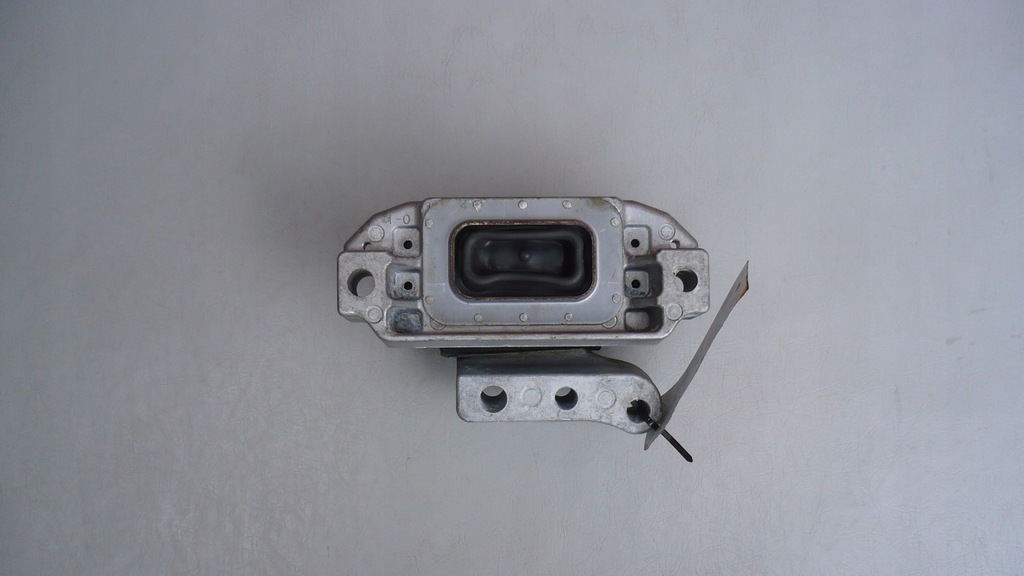 фото №4, Подушка кронштейн двигателя mitsubishi outlander iii 2,0