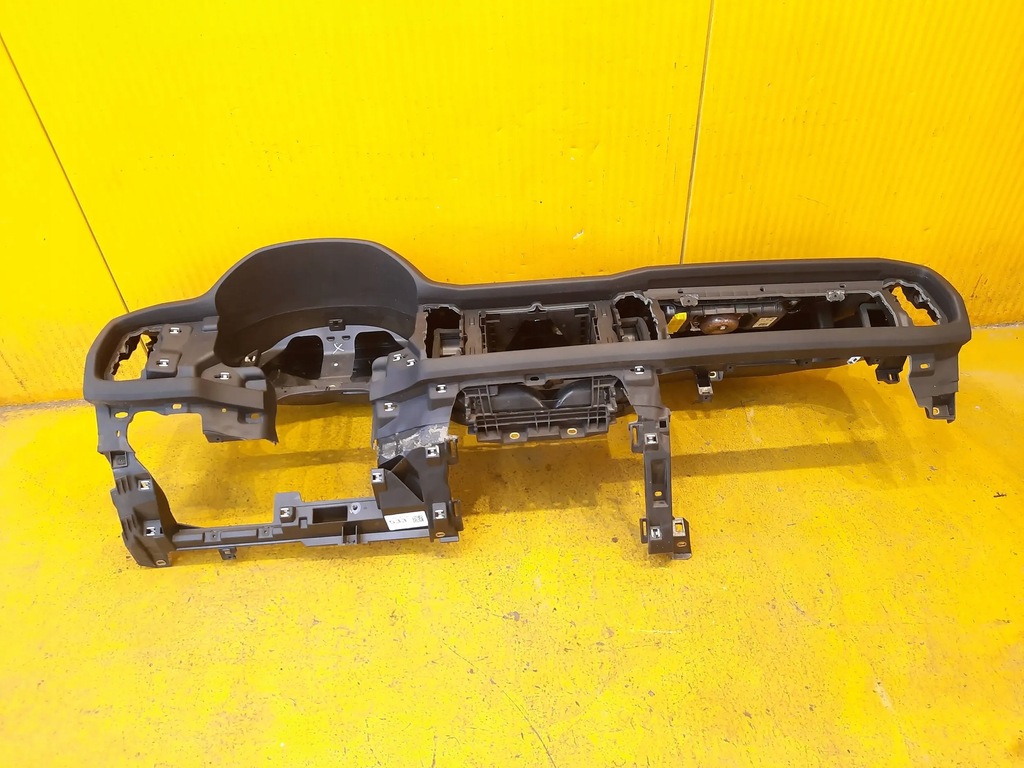 фото №10, Skoda kodiaq панель приладів консоль ремені air bag комплект