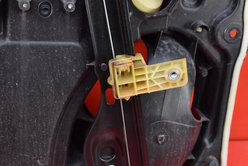 фото №13, Підйомник скло правий перед eu jeep cherokee v kl