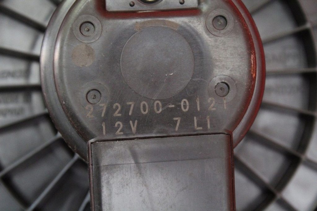 фото №5, Воздуходувка вентилятор обдув eu 272700-0121 subaru justy 4 iv 07-11