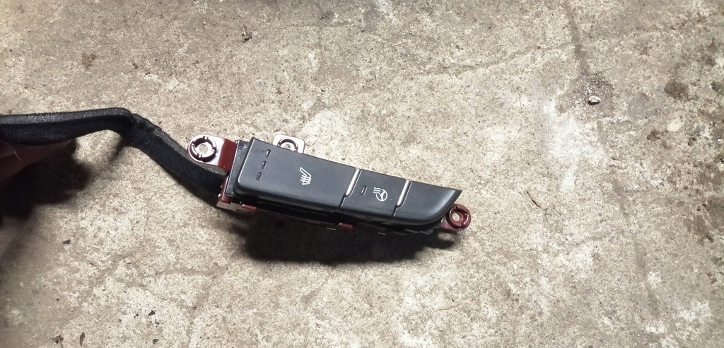 фото №1, Hyundai i30 iii перемикач 93300-g4230