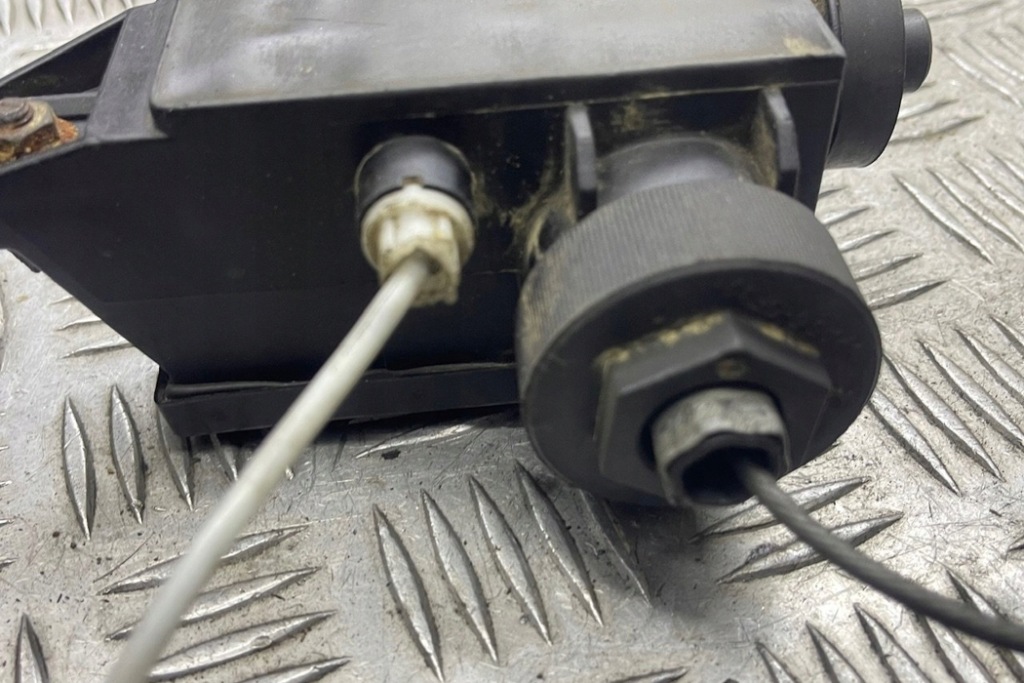 фото №3, Модуль тормоза ручного renault grand scénic ii jm0/1_ 8200450860a 2.0l