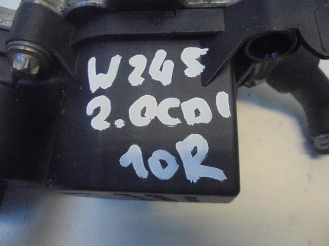 фото №2, Вентиляция картера масла mercedes w245 2.0 cdi