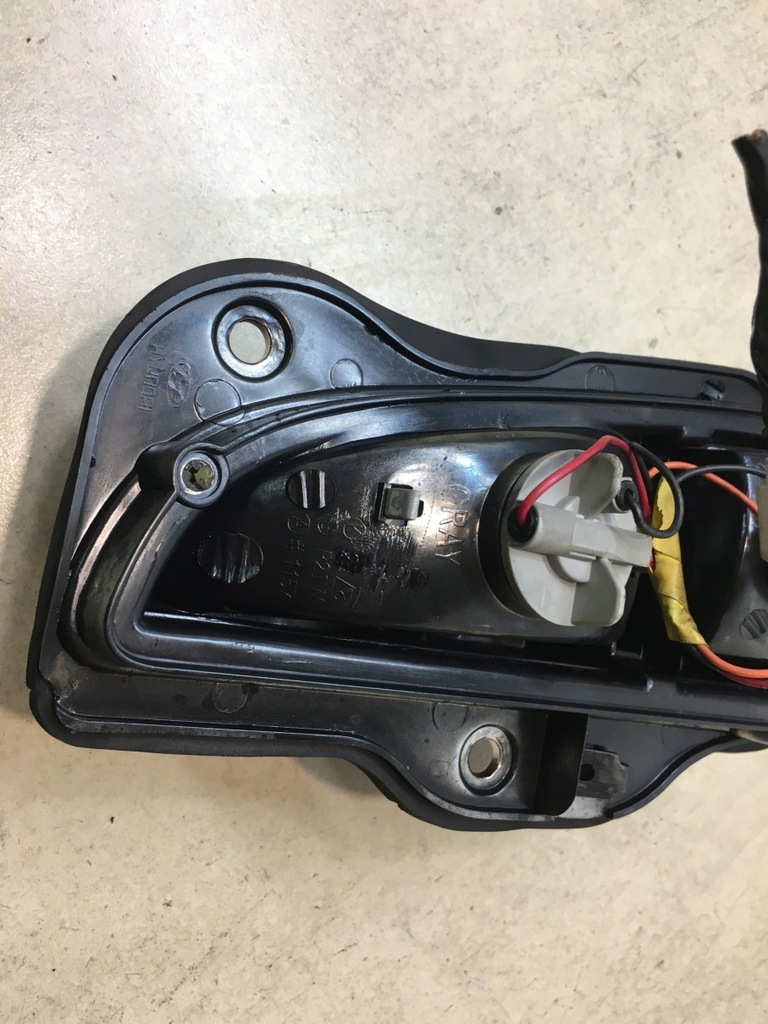 фото №8, Лампа правий задня w кришка hyundai elantra iii