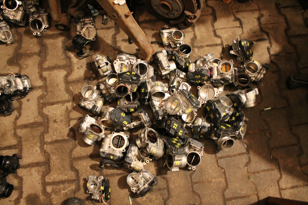 6. дроссельная заслонка bmw 851245209 Недорого