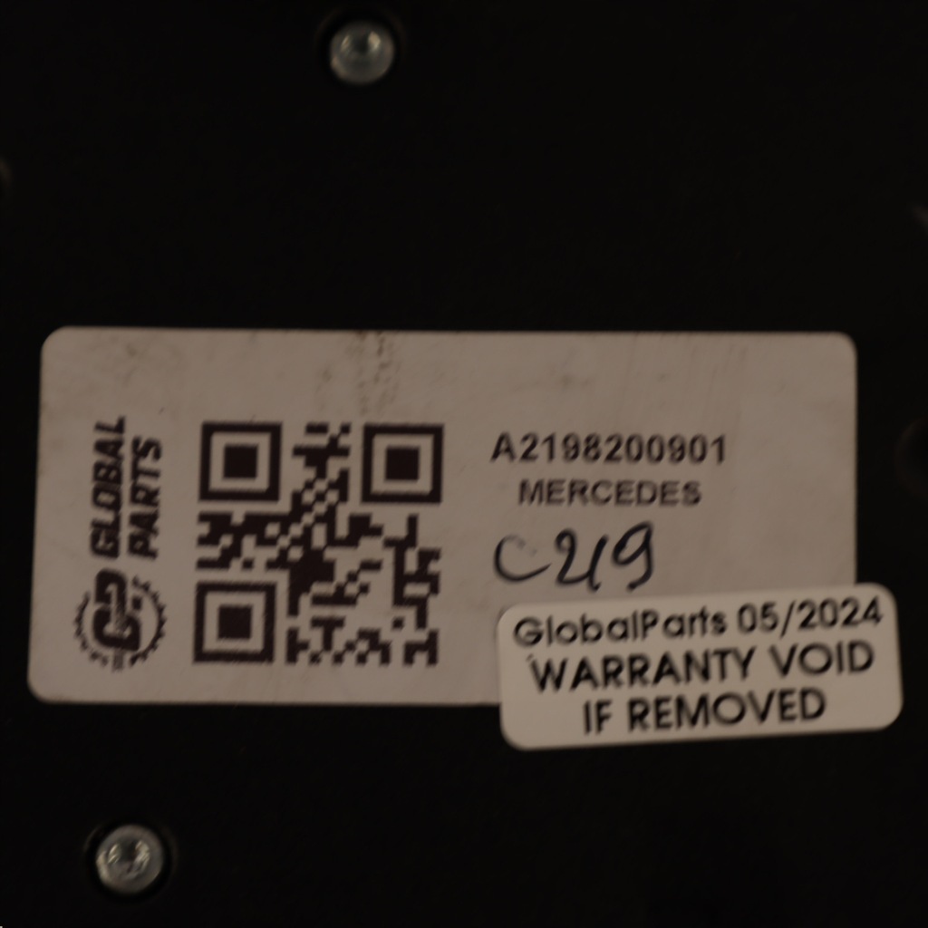 фото №12, Mercedes cls c219 лампа освещение кабины a2198200901