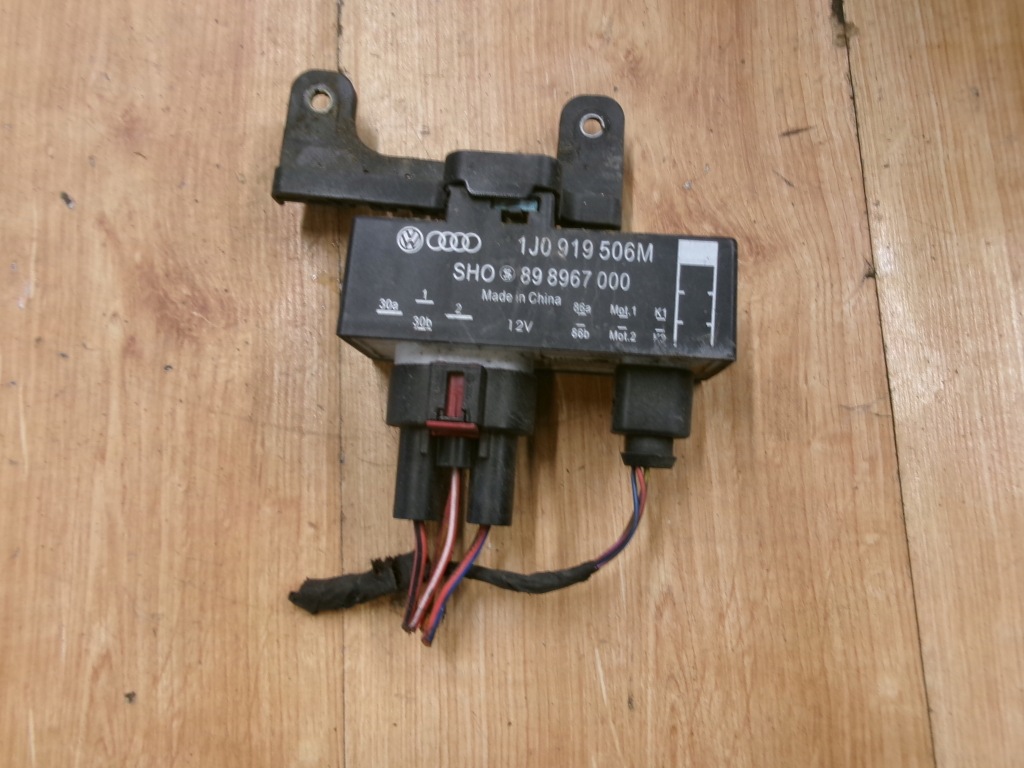 фото №1, Vw up citigo реле модуль вентилятора