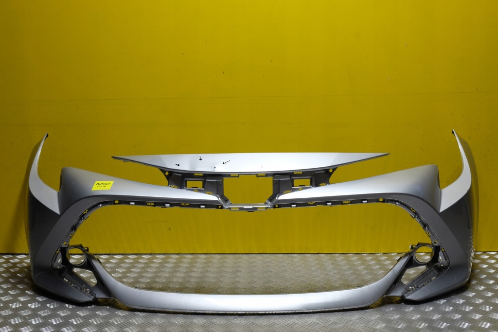 Купить Toyota corolla 2019 2020- решётка бампер перед америка