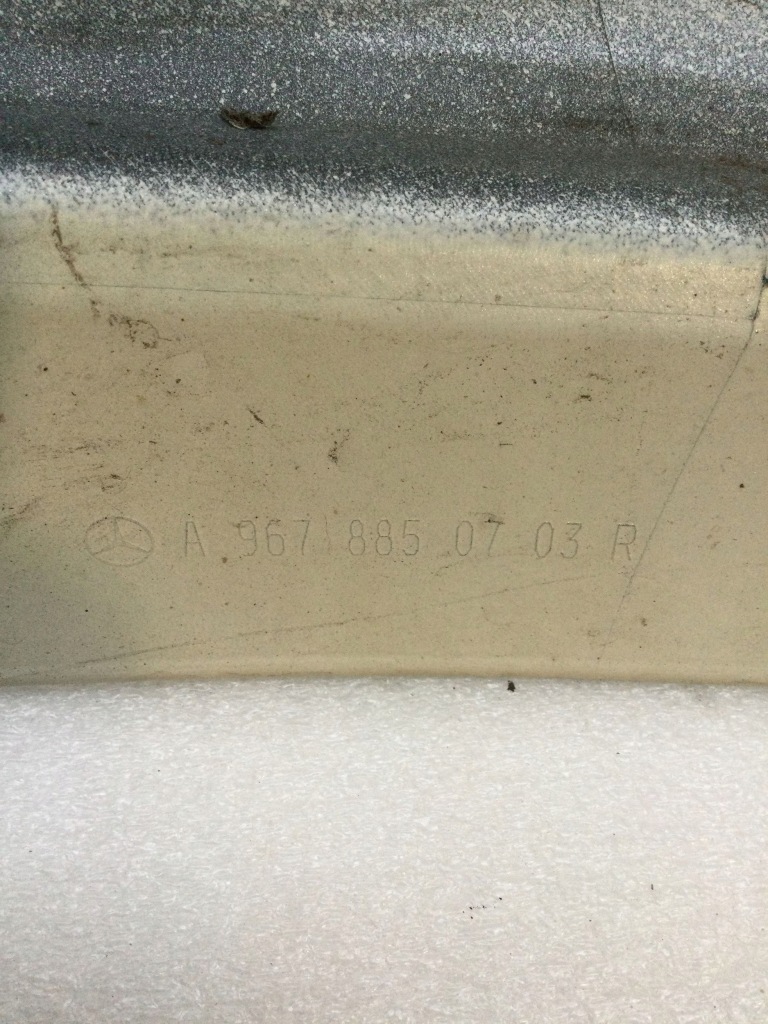 Кутик бампера передній mercedes-benz slr mclaren c199 a9678850703 Зі Шроту