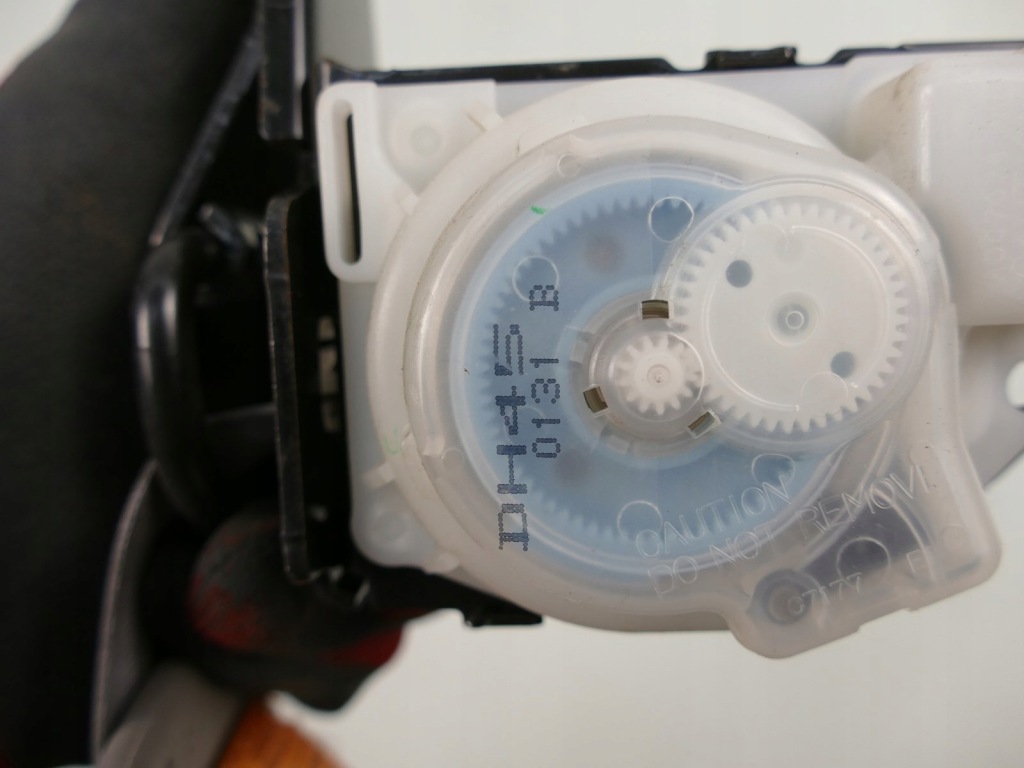 фото №3, Mazda 626 v gf sedan pas безопасности средний