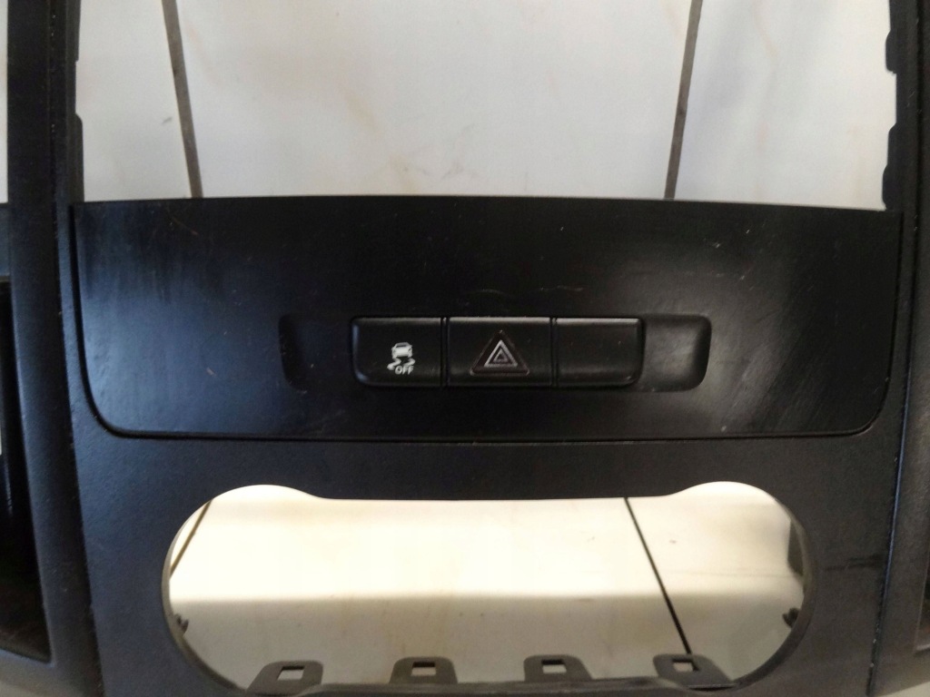 фото №2, Mb vito w447 2014 рамка панель радіо консолі передньої a4476890647