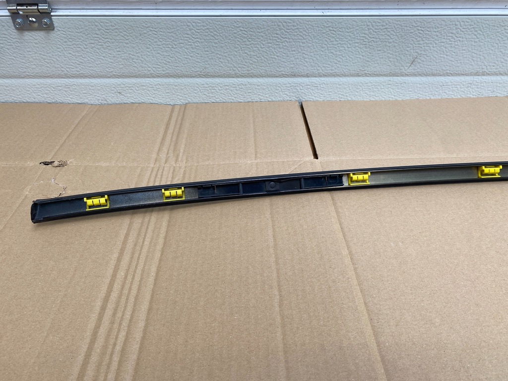 фото №12, Bmw e46 coupe молдинг кровельная левая black sapphire металлик 475/9