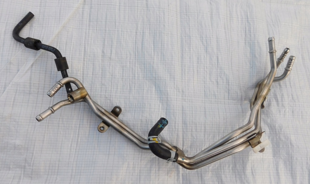 фото №1, Audi a5 8t 2.0tdi трубки дроти пального 04l201360n