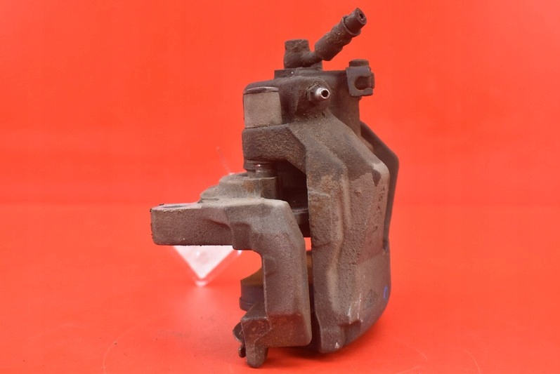 фото №6, Супорт гальмівний лівий перед jaguar xe 2.0 d 16r