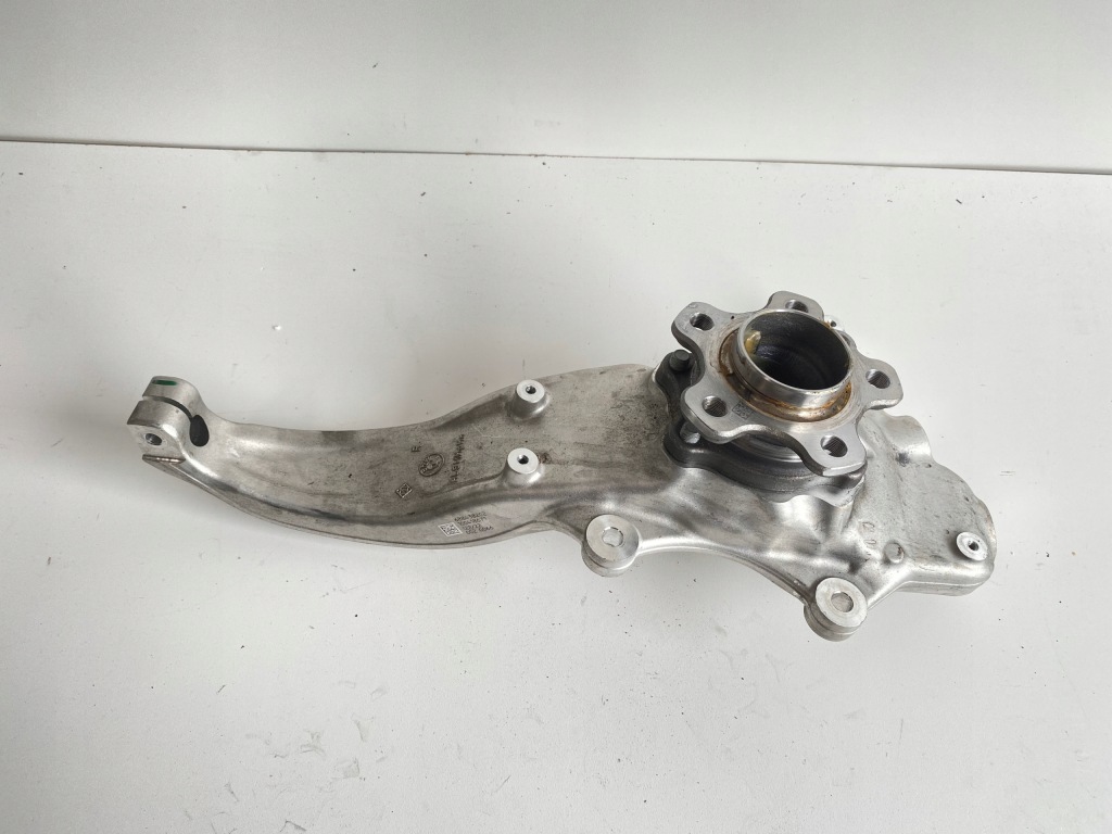 Купити Ступиця поворотний кулак перед ліва передня bmw g30 g31 g14 g16