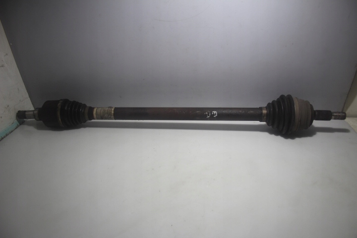 фото №1, Приводной вал правый перед peugeot 308 ii 1.6hdi
